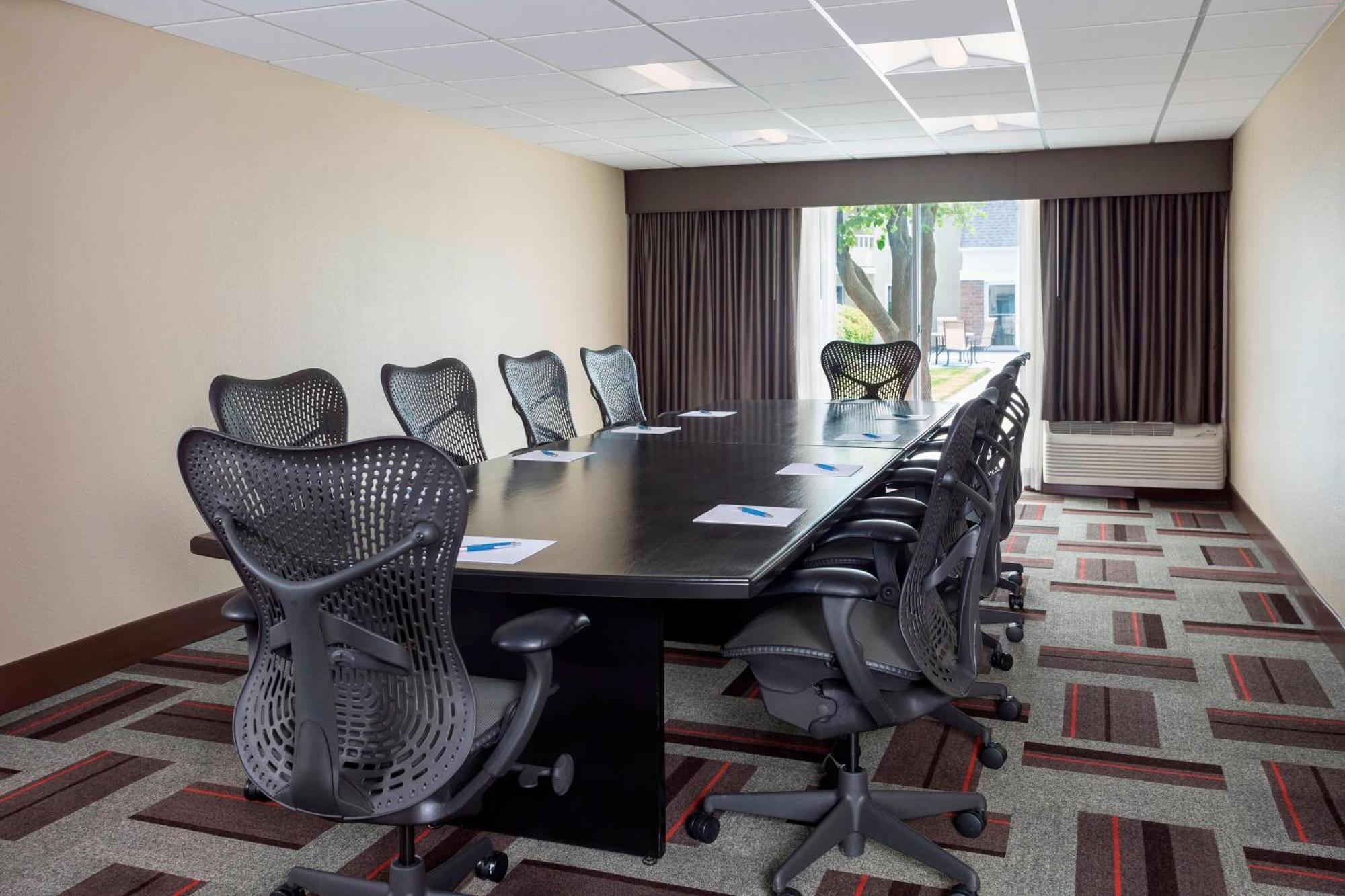Four Points By Sheraton Buffalo Grove Экстерьер фото
